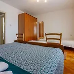 Apartment In 39336 Crikvenica