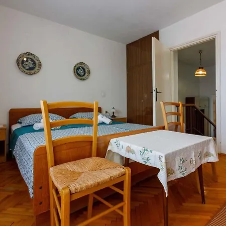 In 39336 * Crikvenica