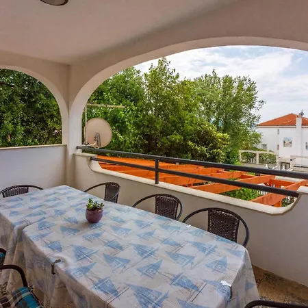 In 39336 * Crikvenica