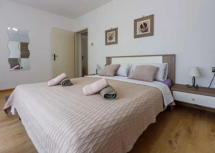 In 39336 Lejlighed *