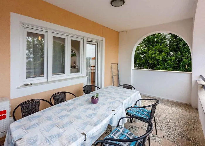 Lejlighed In 39336 *